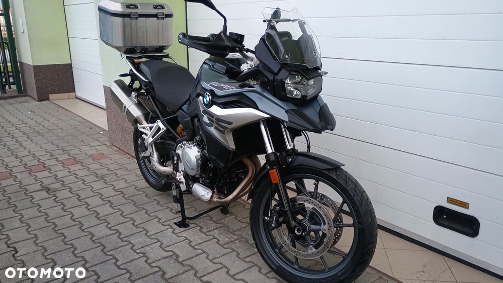 BMW F - 23