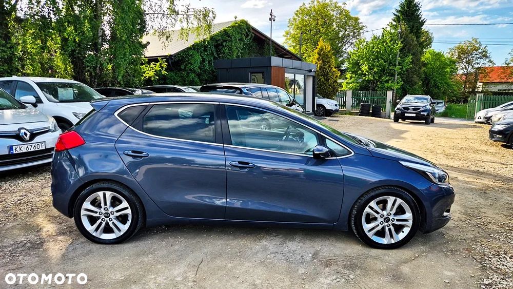 Kia Ceed 1.6 GDI XL - 11