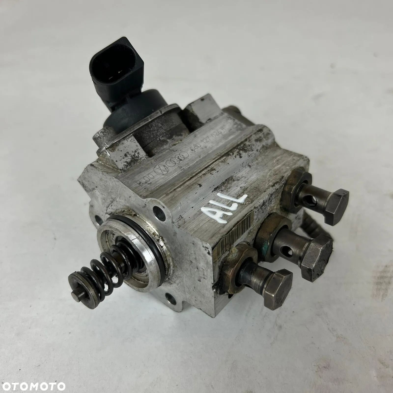 Audi A4 B6 2.0 FSI Pompa Wysokiego Ciśnienia Bosch 0261520022 - 1