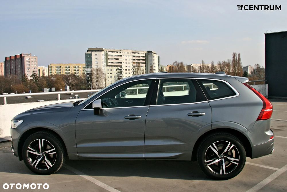 Volvo XC 60 T5 AWD R-Design - 6