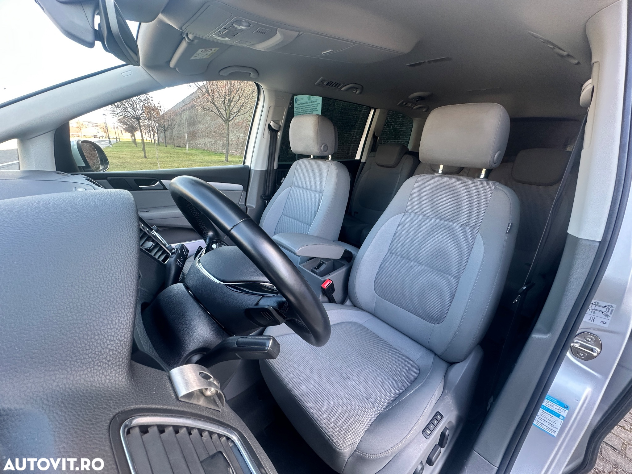 Volkswagen Sharan 2.0 TDI DSG (BlueMotion Technology) Comfortline - 36