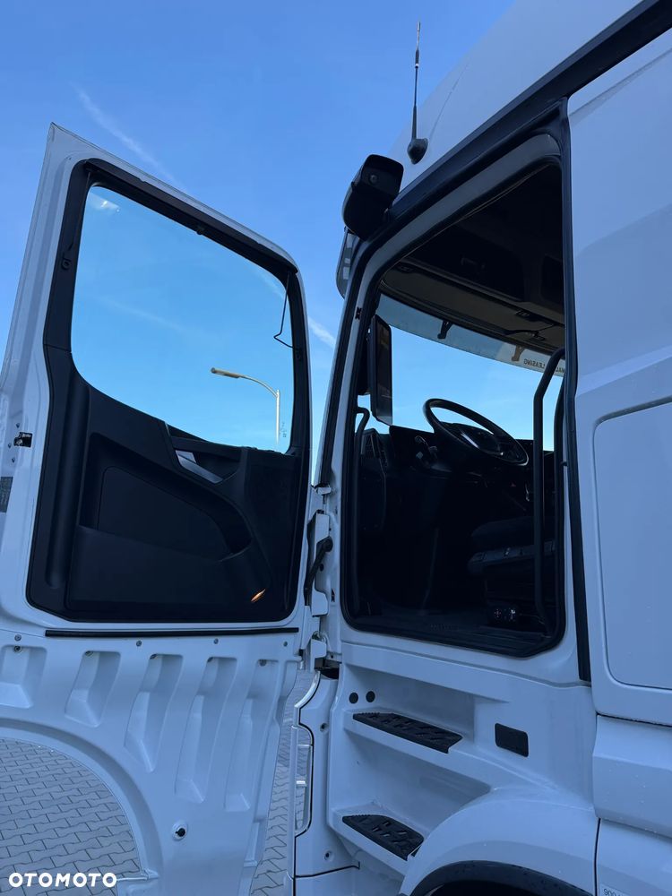 Mercedes-Benz Actros L 1851 Big Space Low Deck - 16