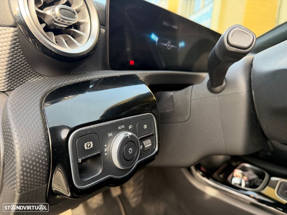 Mercedes-Benz A 180 - 11