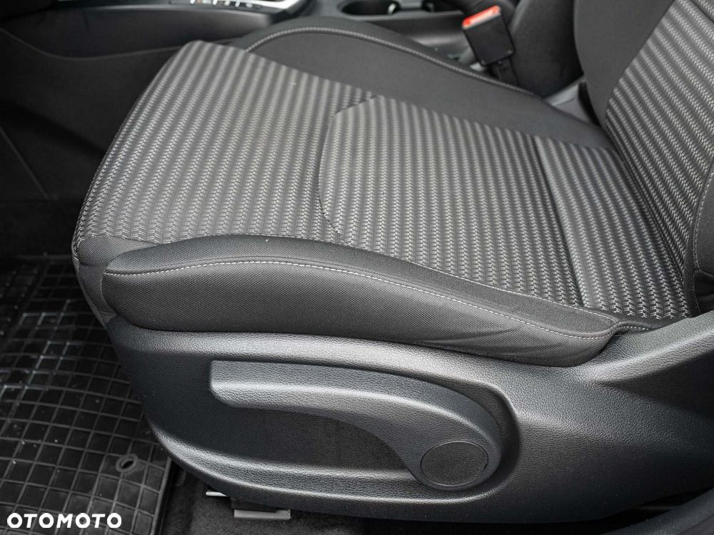 Kia Ceed 1.5 T-GDI M - 11