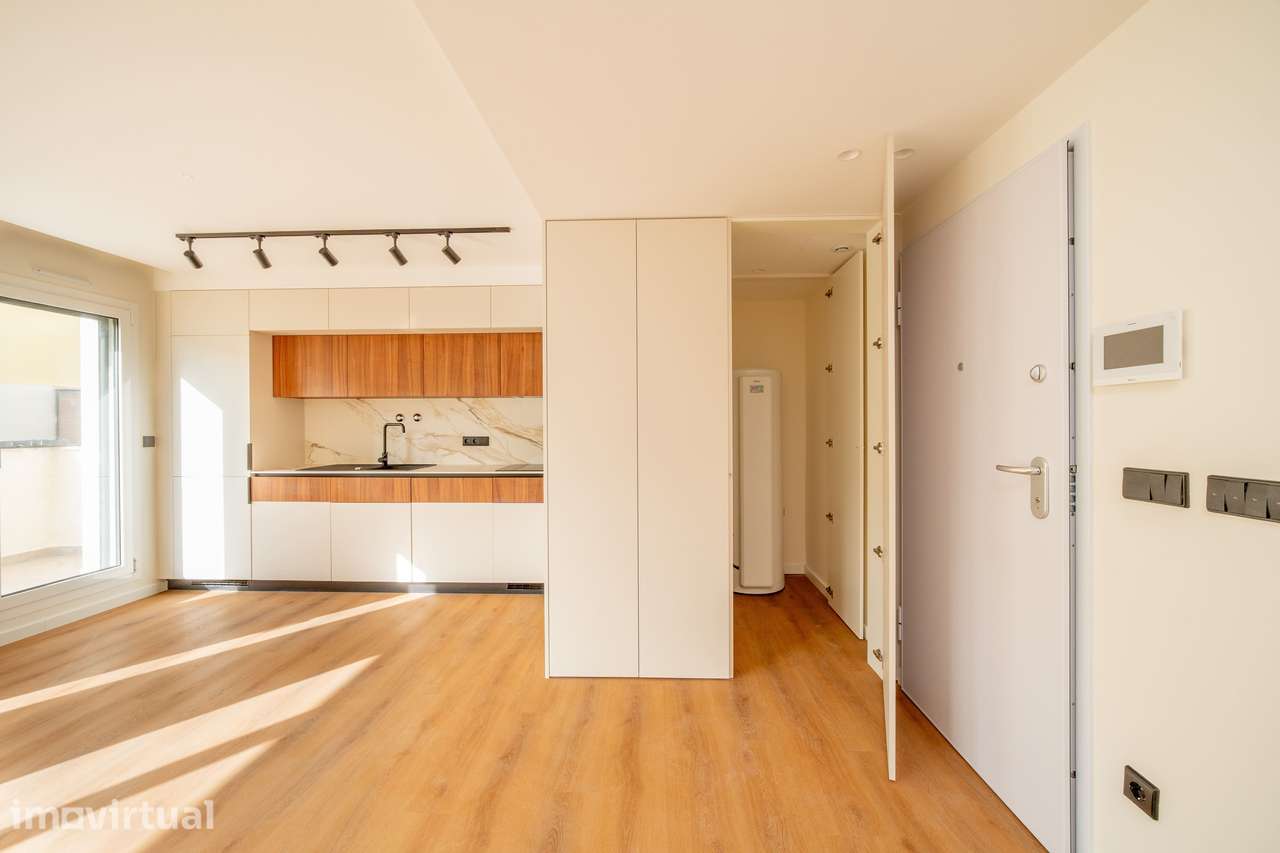 Apartamento T2, em Torres Vedras, com Terraço em prédio com elevador - Grande imagem: 5/29