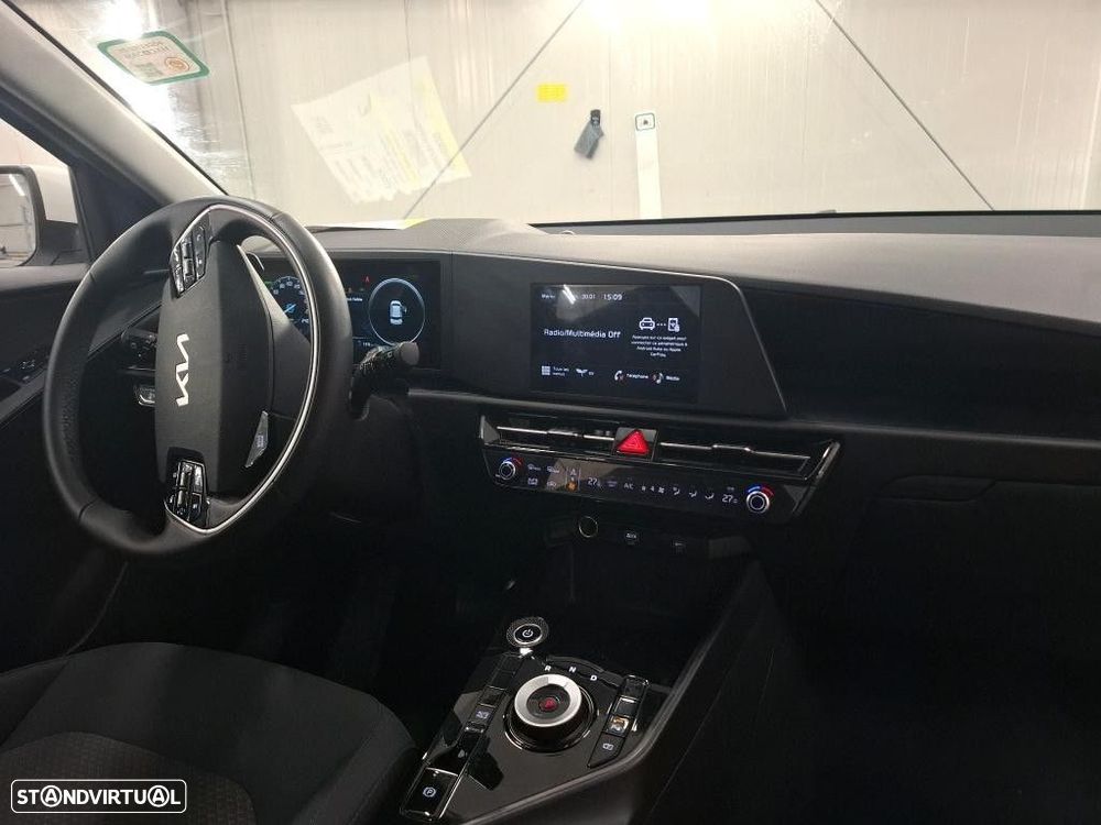 Kia Niro EV 64kWh Tech - 11