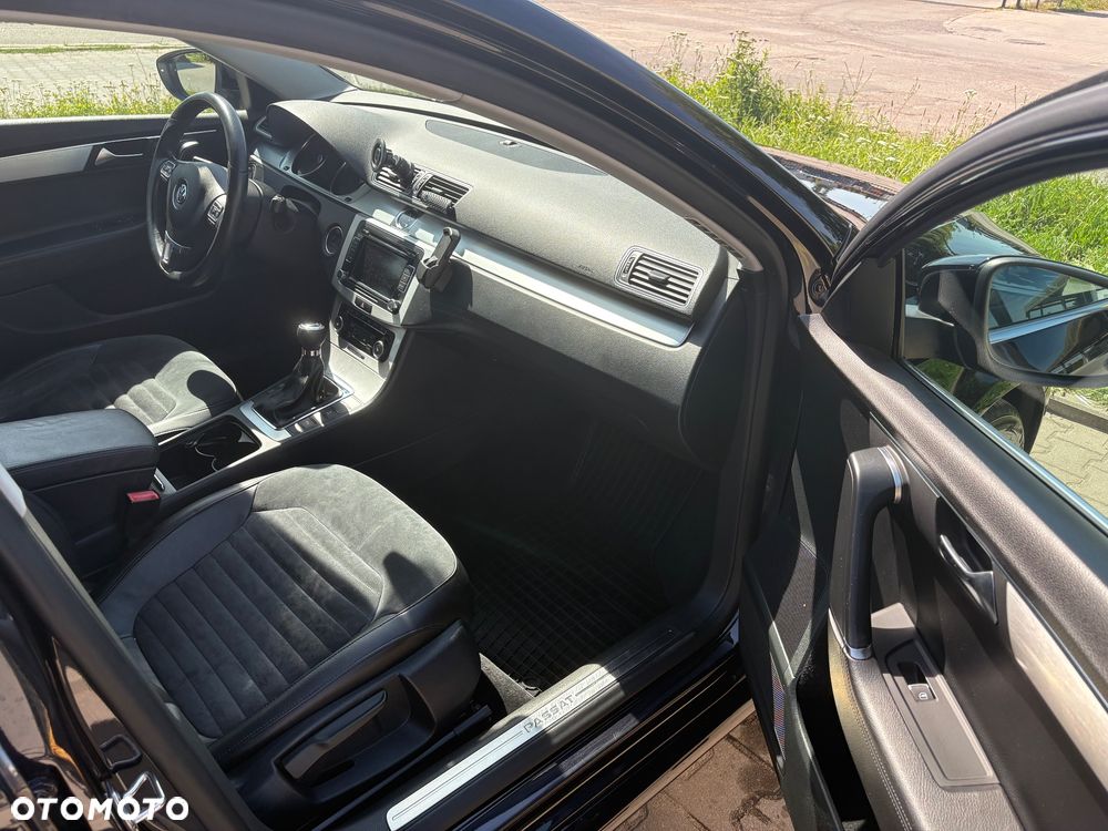 Volkswagen Passat 2.0 TDI Comfortline - 5