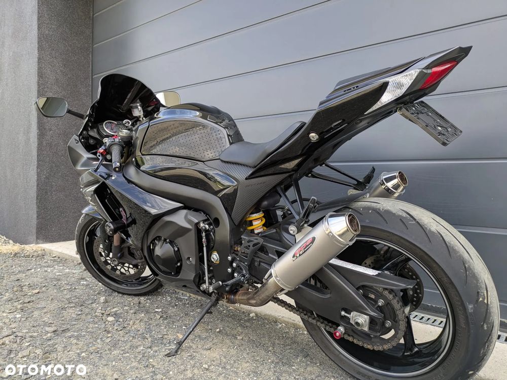 Suzuki GSX-R - 11
