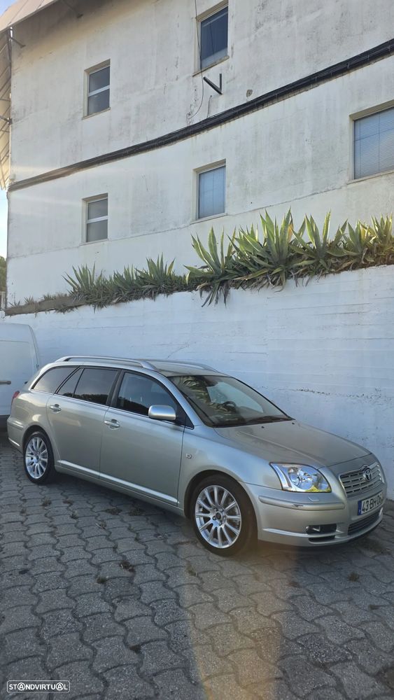 Toyota Avensis SW - 4