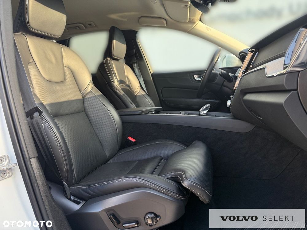 Volvo XC 60 - 24