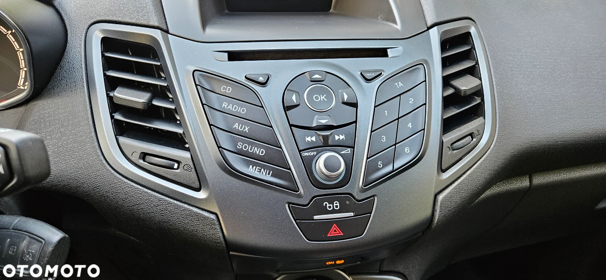 Ford Fiesta - 27