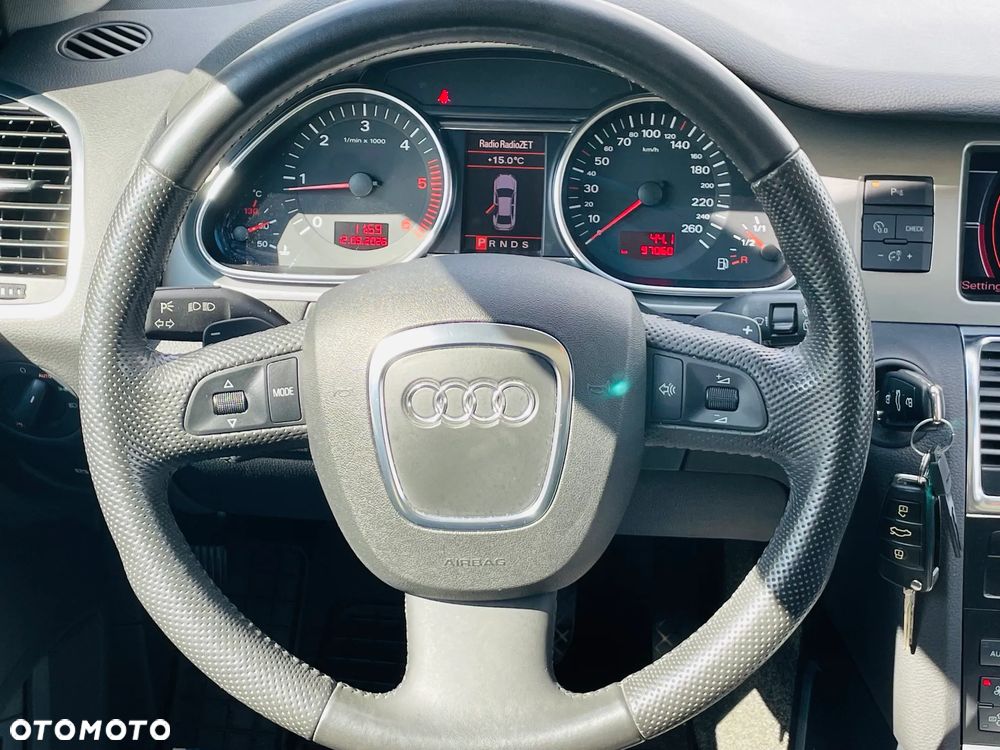Audi Q7 - 21