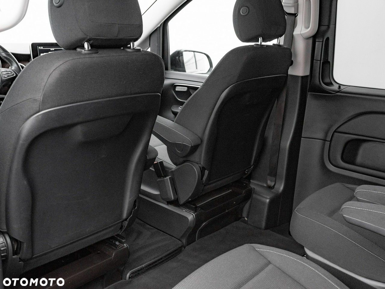 Mercedes-Benz Klasa V 250 (BlueTEC) d 7G-Tronic (d³ugi) - 26