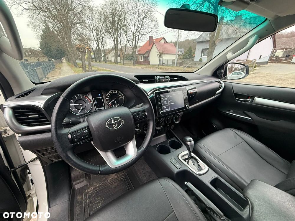 Toyota Hilux - 14