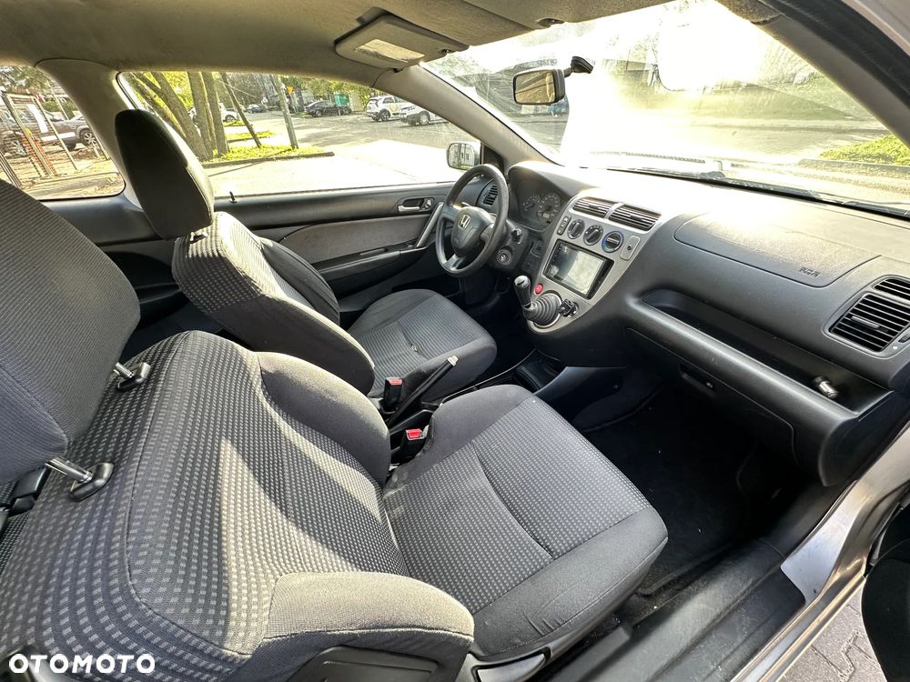 Honda Civic 1.4i LS - 10