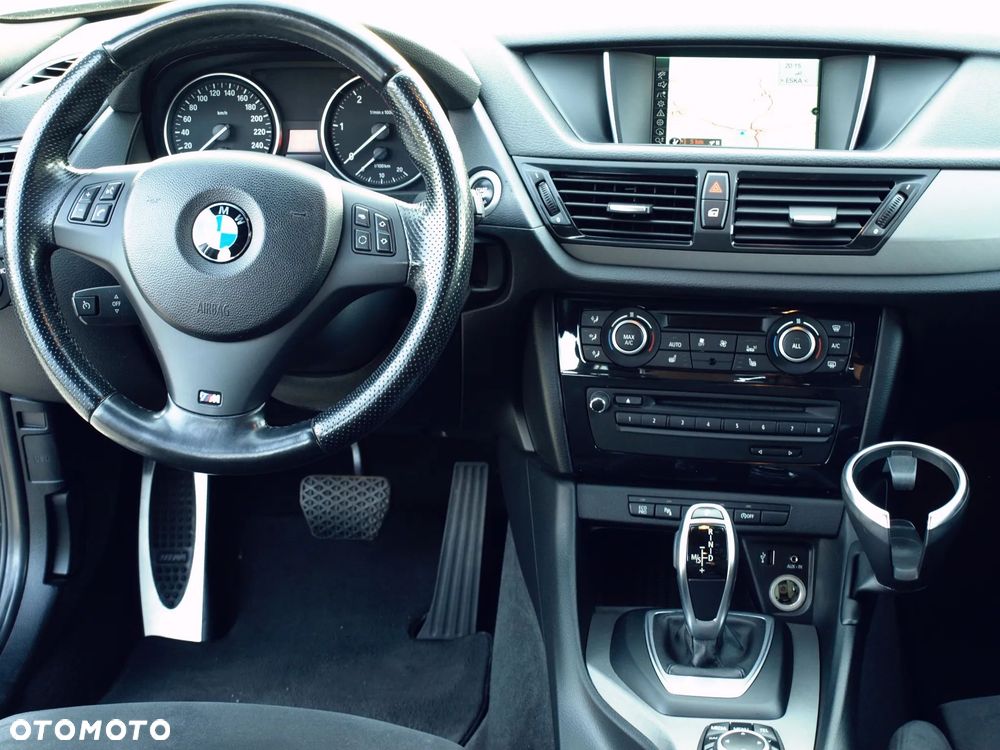 BMW X1 xDrive25d - 15