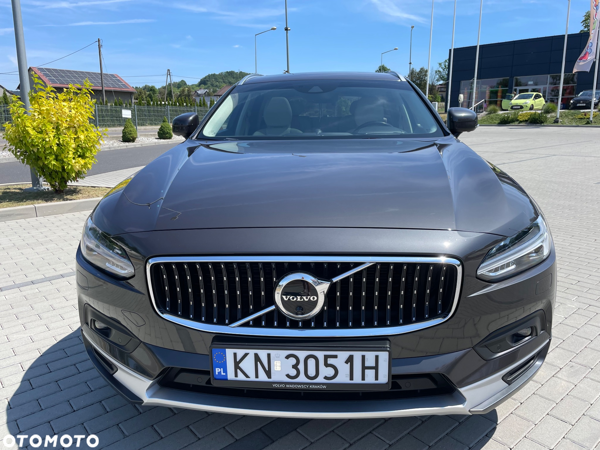 Volvo V90 Cross Country - 10