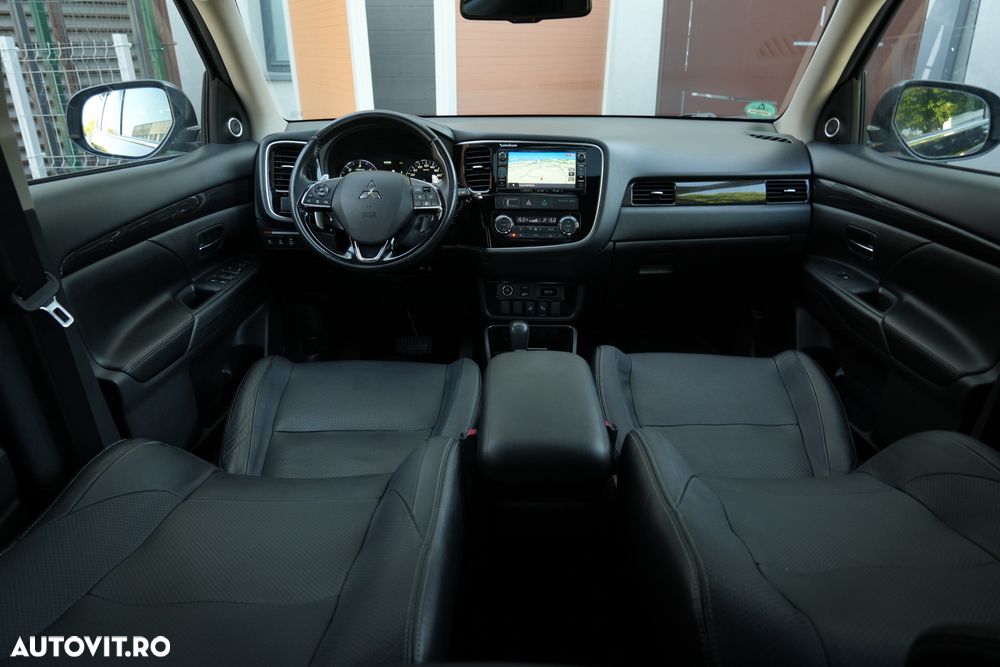 Mitsubishi Outlander 2.2 DI-D 4WD Automatik Diamant Edition - 5
