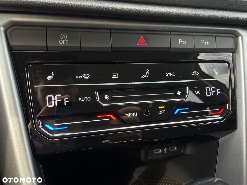 Volkswagen T-Roc 1.5 TSI Life Plus DSG - 24