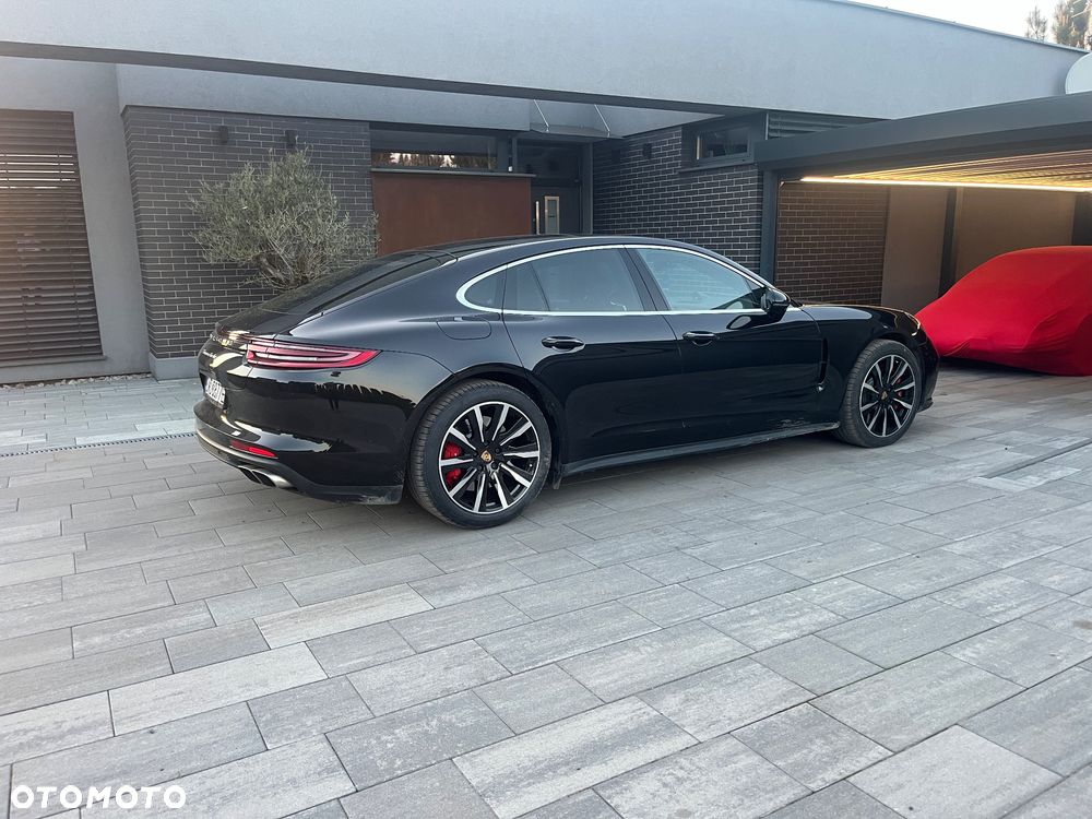 Porsche Panamera Turbo - 16