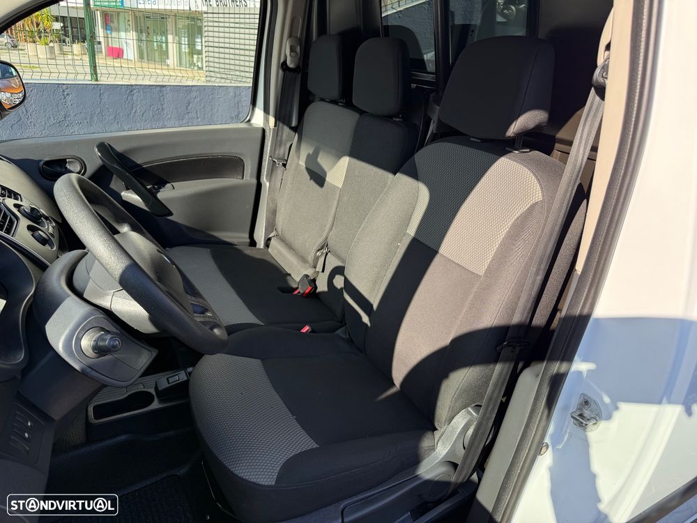 Renault KANGOO 1.5 DCI GPS - 20