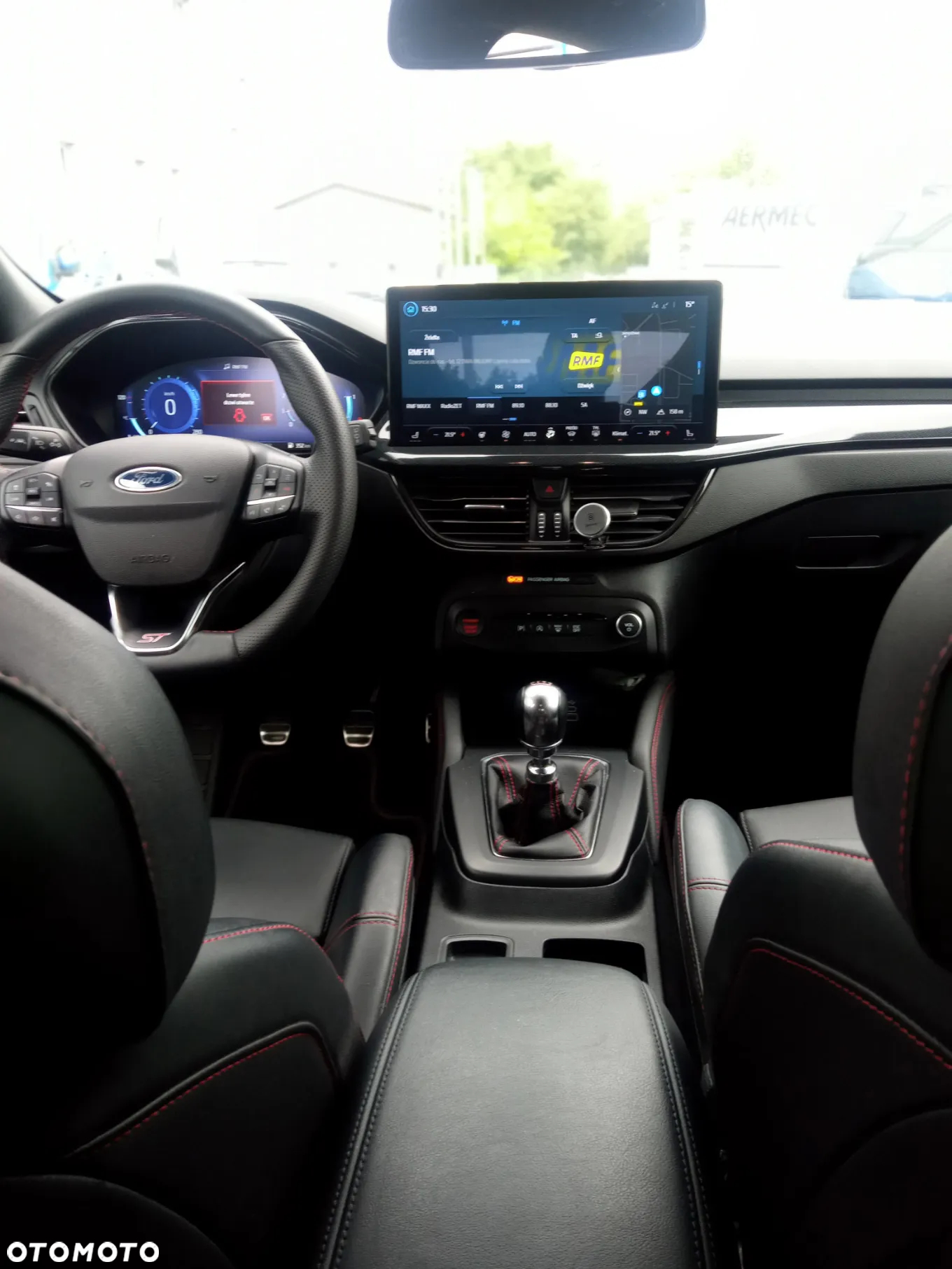 Ford Focus 2.3 EcoBoost ST X - 19