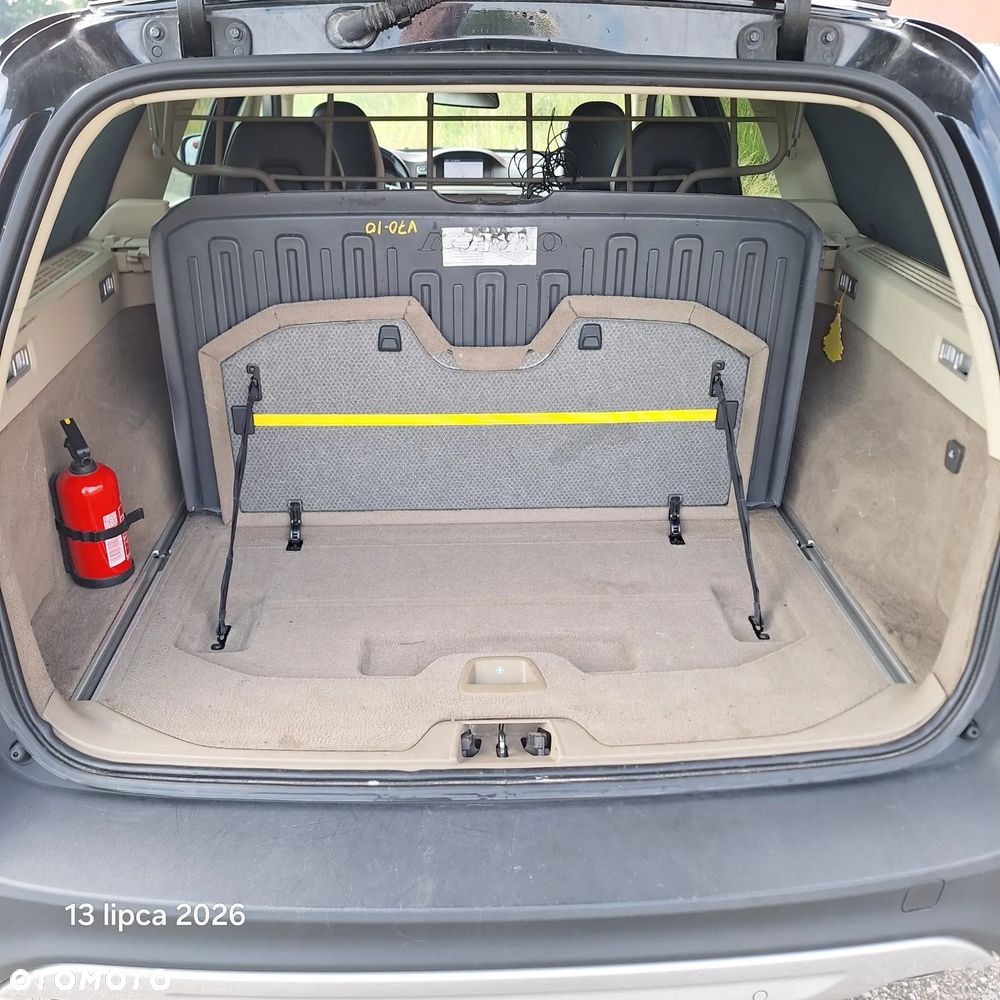 Volvo XC 70 D5 AWD Geartronic Summum - 17