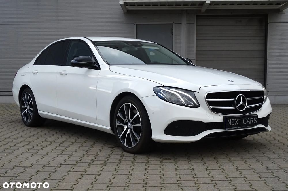 Mercedes-Benz Klasa E 220 d 9G-TRONIC - 4