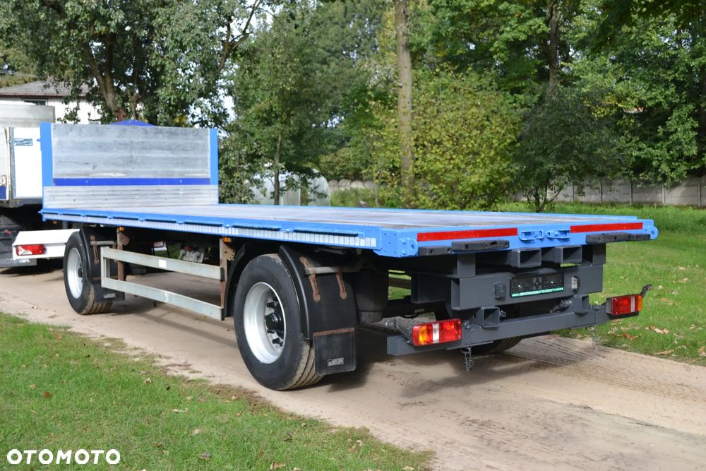 Schwarzmuller PLATFORMA 2011 r. NOWE OPONY REGULOWA DŁUGOŚĆ DYSZLA - 1