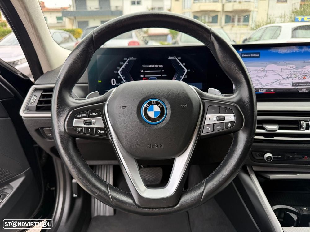 BMW 320 e Auto - 23