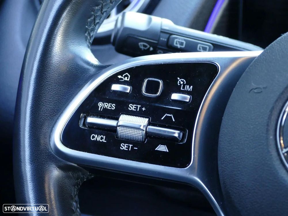Mercedes-Benz EQB 300 4Matic - 38