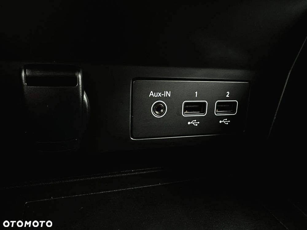 Renault Captur TCe 100 BUSINESS EDITION - 35