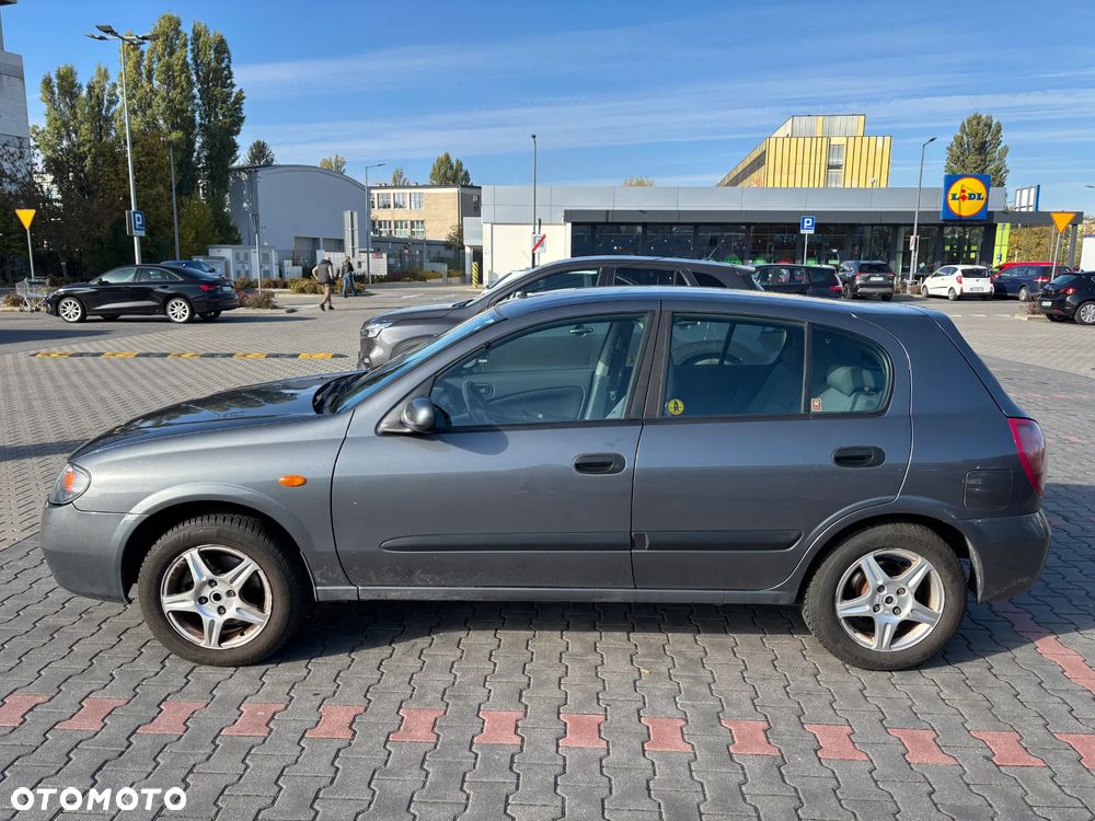 Nissan Almera - 5