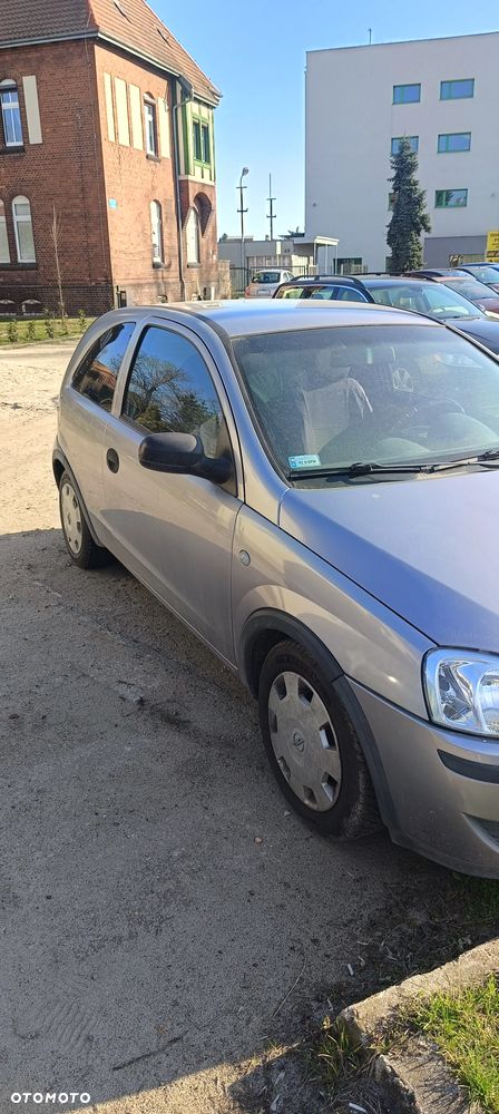 Opel Corsa 1.2 16V Cosmo - 3