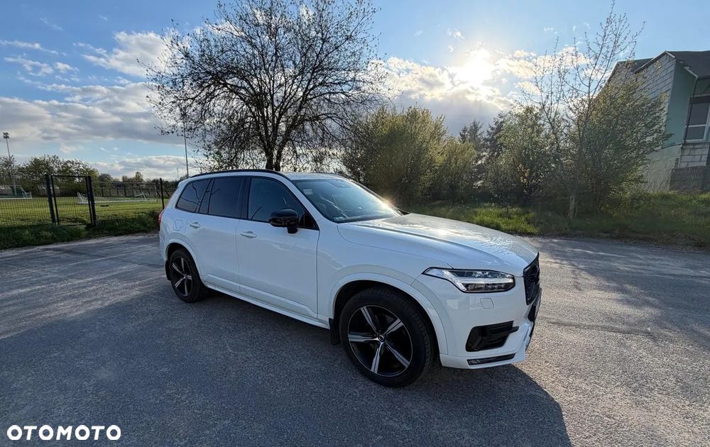 Volvo XC 90 D5 AWD R-Design 7os - 4