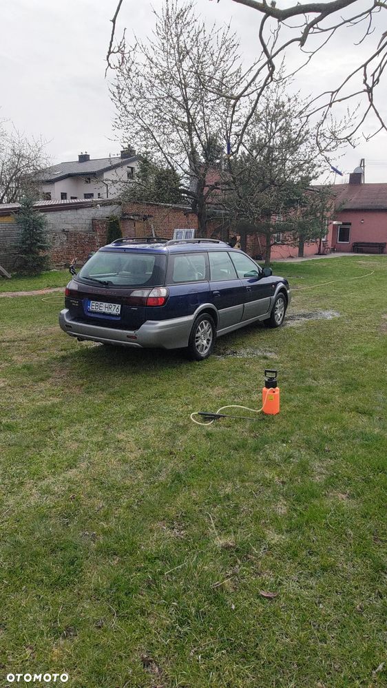 Subaru Outback 3.0 H6 - 3