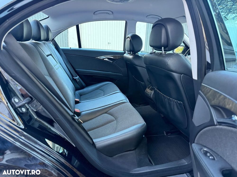 Mercedes-Benz E 220 CDI - 23