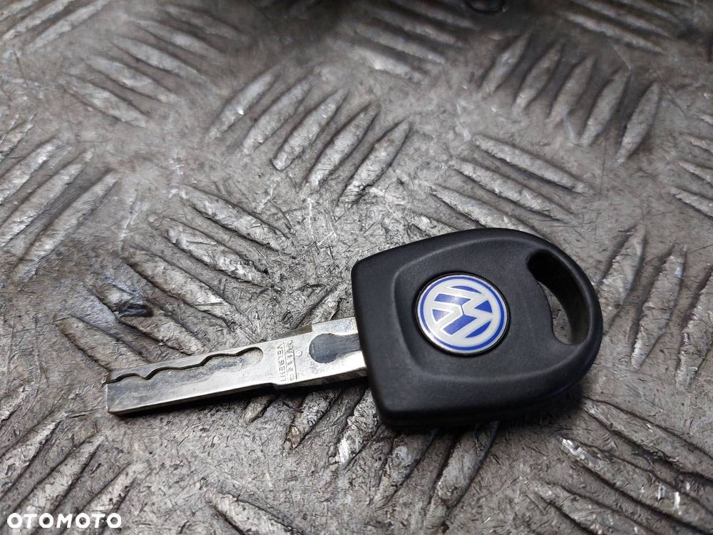 ZESTAW STARTOWY POLO IV 1.9 TDI 038906019HR 0281011076 6Q0920801E - 6