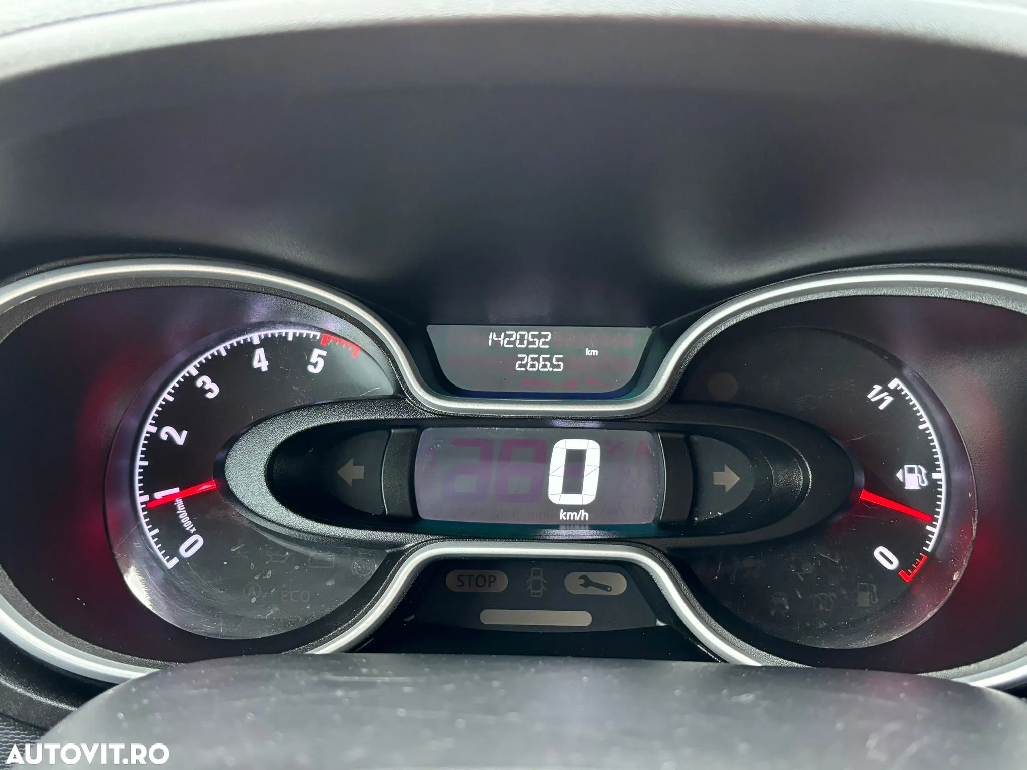 Opel VIVARO - 18