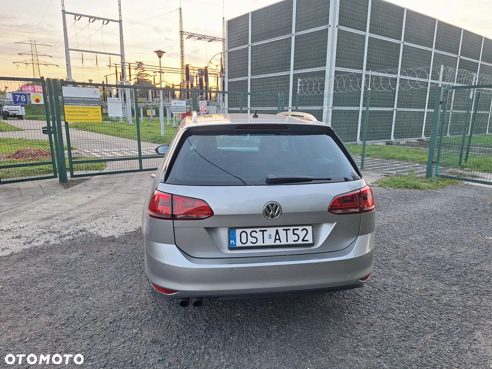 Volkswagen Golf - 20