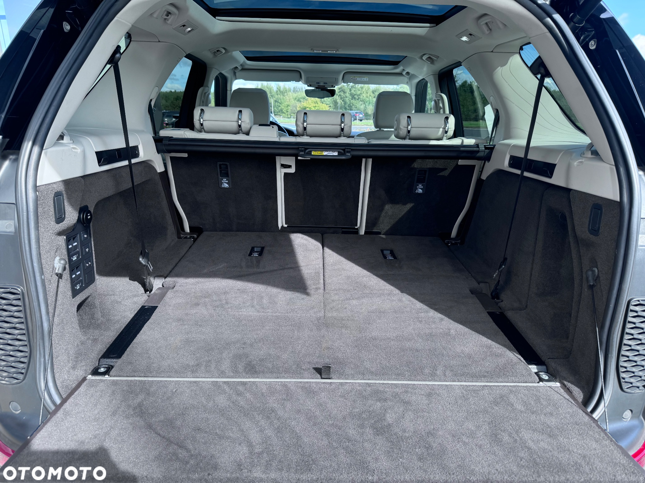 Land Rover Discovery V 2.0 SD4 HSE - 17