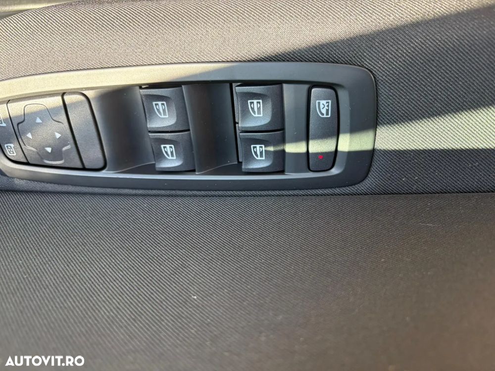 Renault Megane TCe Zen - 11