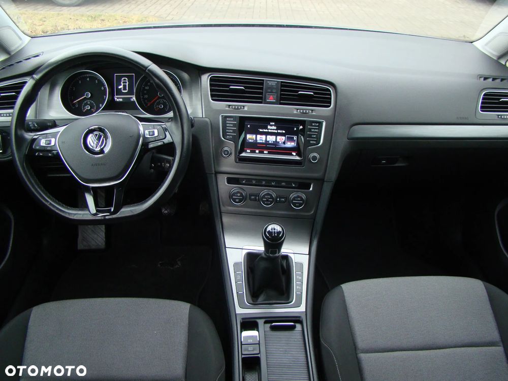 Volkswagen Golf 1.2 TSI BMT Trendline - 24