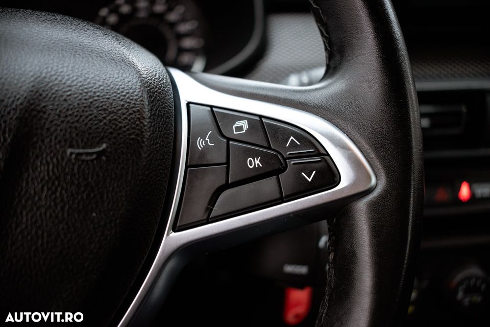 Dacia Logan TCe 90 MT6 Comfort - 26