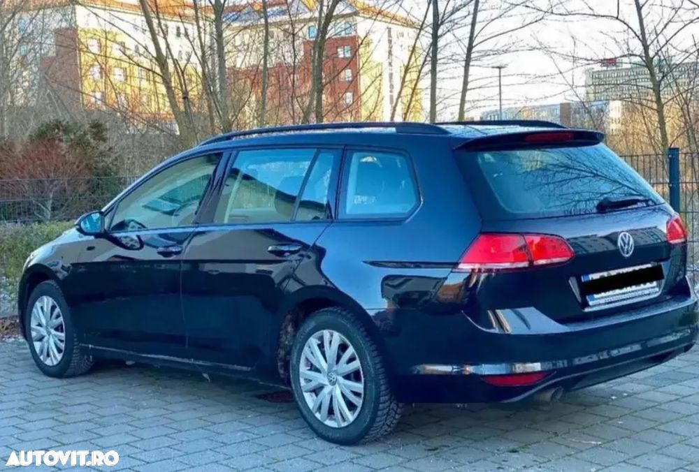 Volkswagen Golf 1.6 TDI BMT Comfortline - 5