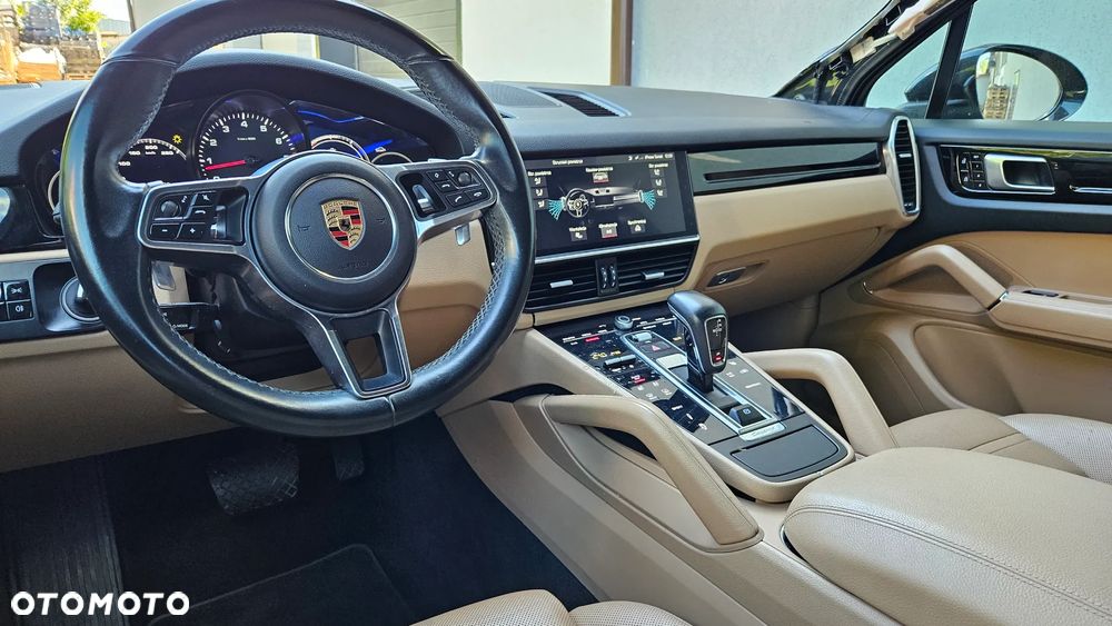 Porsche Cayenne Platinum Edition - 8