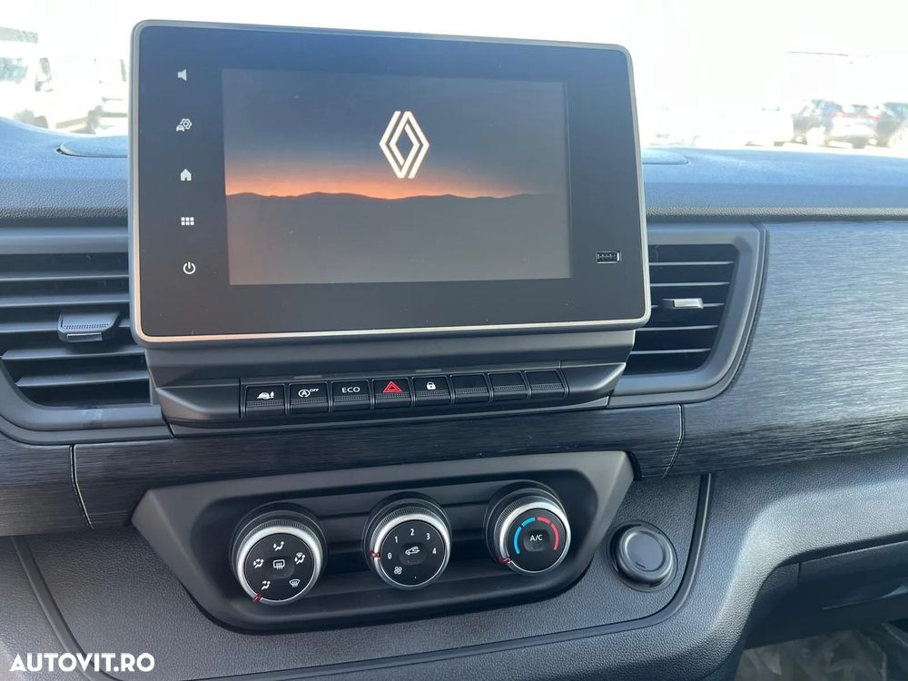 Renault TRAFIC - 4