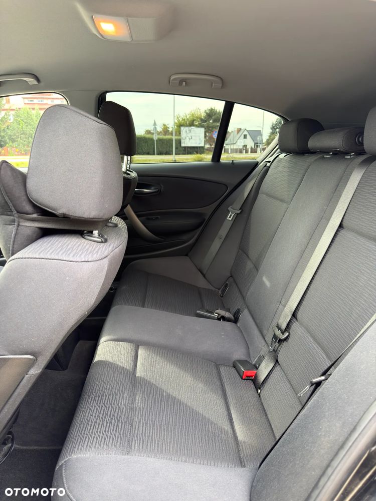 BMW Seria 1 116i - 18