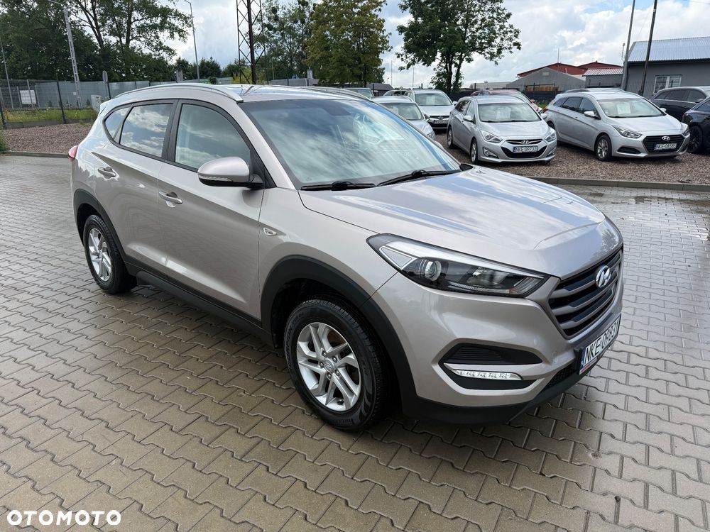 Hyundai Tucson blue 1.7 CRDi 2WD Style - 16