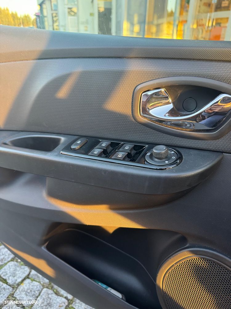 Renault Clio dCi 90 Dynamique - 5